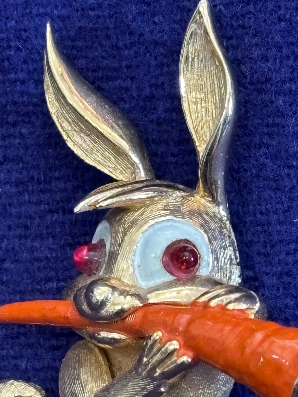 RARE SIGNED BOUCHER EASTER BUNNY RABBIT WITH ENAMEL GLASS EYES COSTUME JEWLERY