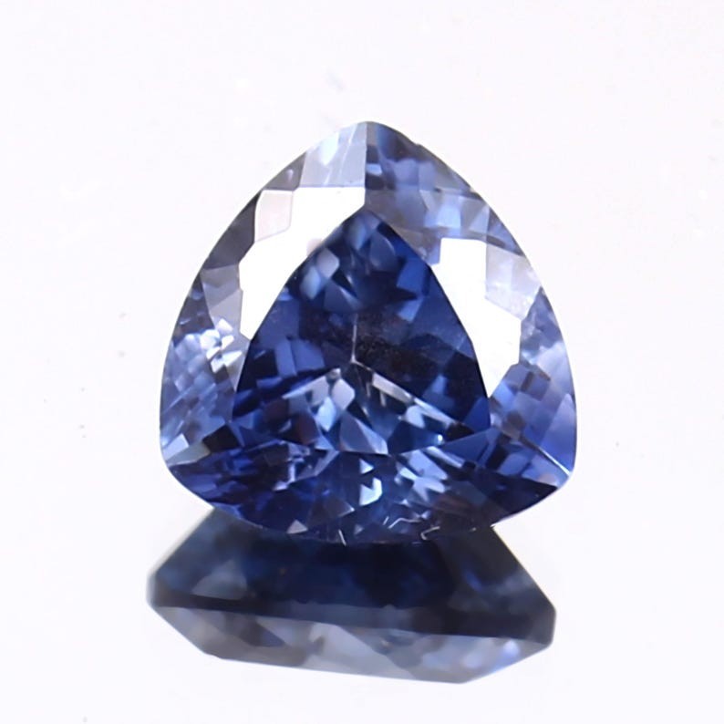 524 Cts Brand New! Lab Grown Kashmiri Blue Sapphire Trillion Cut VVS1 Gemstone