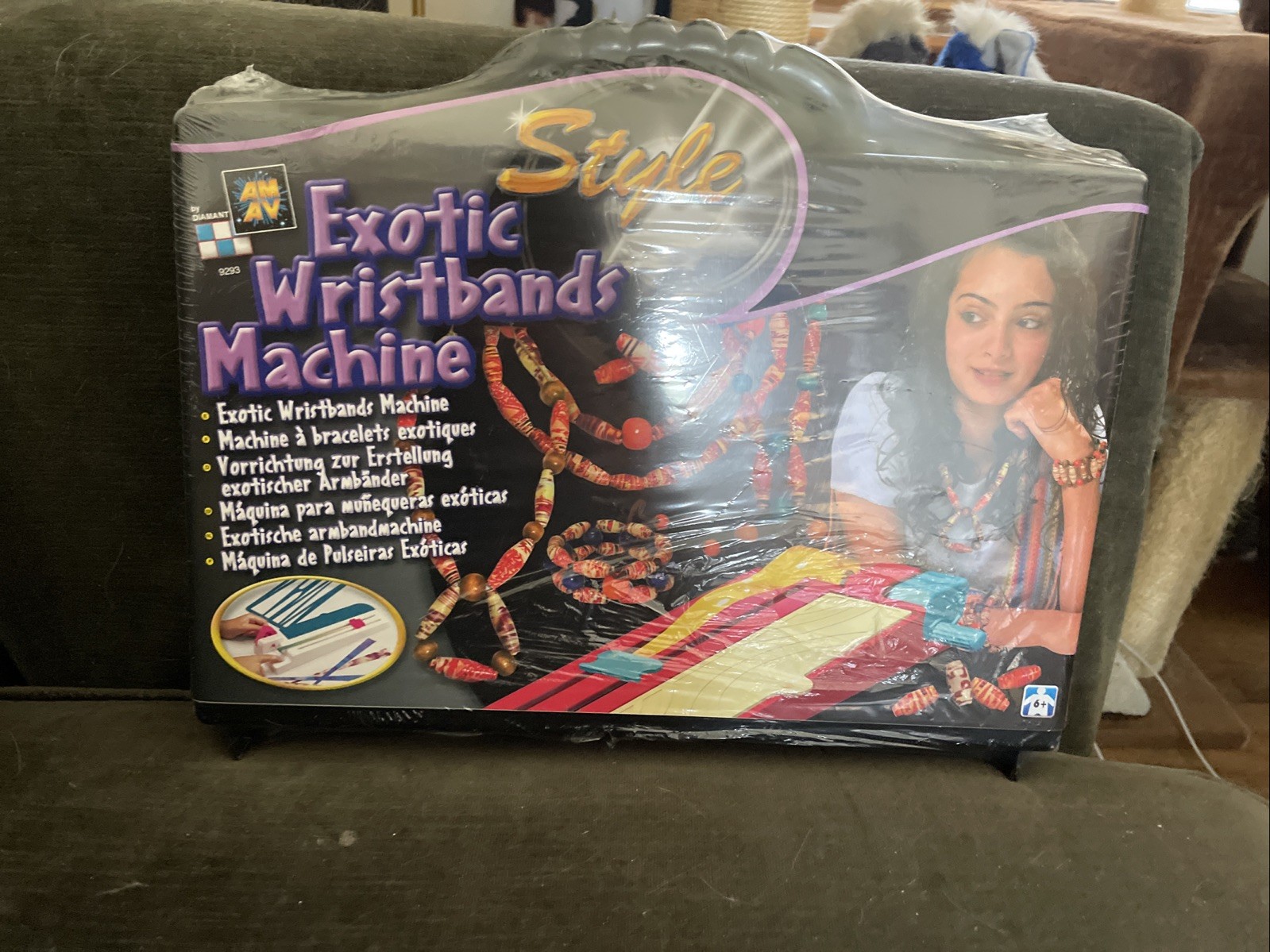 Exotic Wristbands Machine