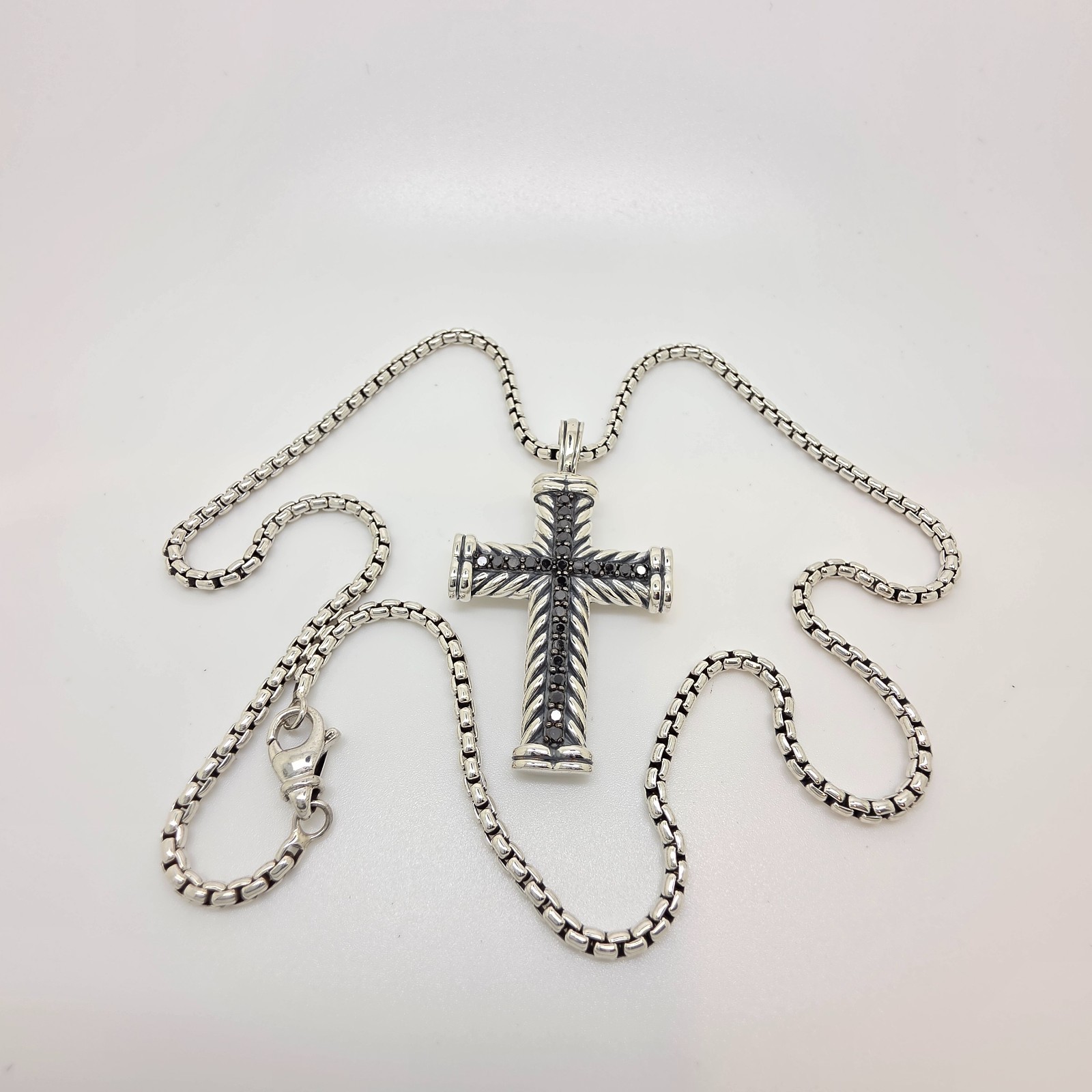 David Yurman Sterling Silver Black Diamond Chevron Cross w/ 20″ inch Chain