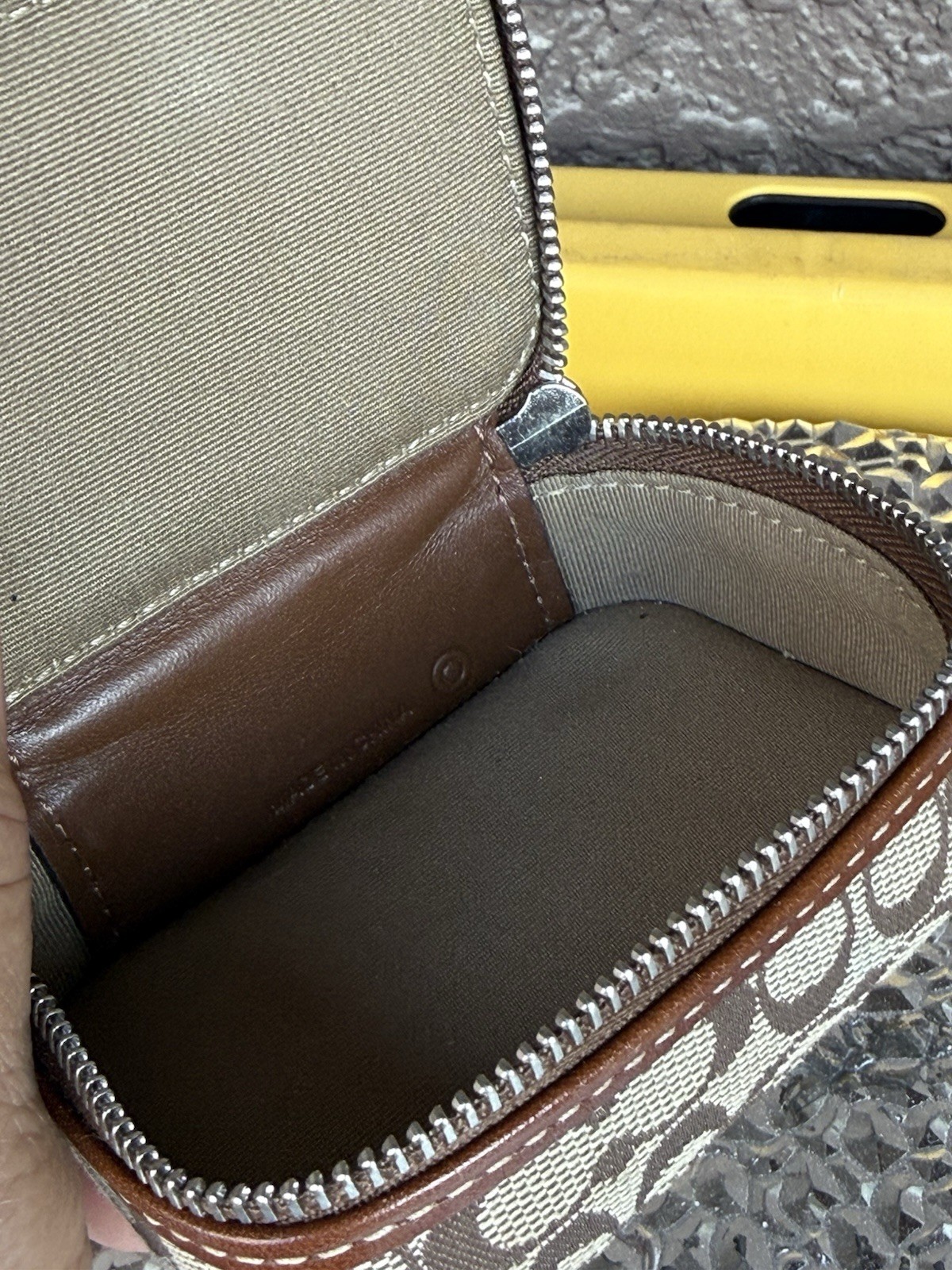 Coach Signature Logo Canvas Leather Travel Jewelry Case Zip-Around Brown Beige