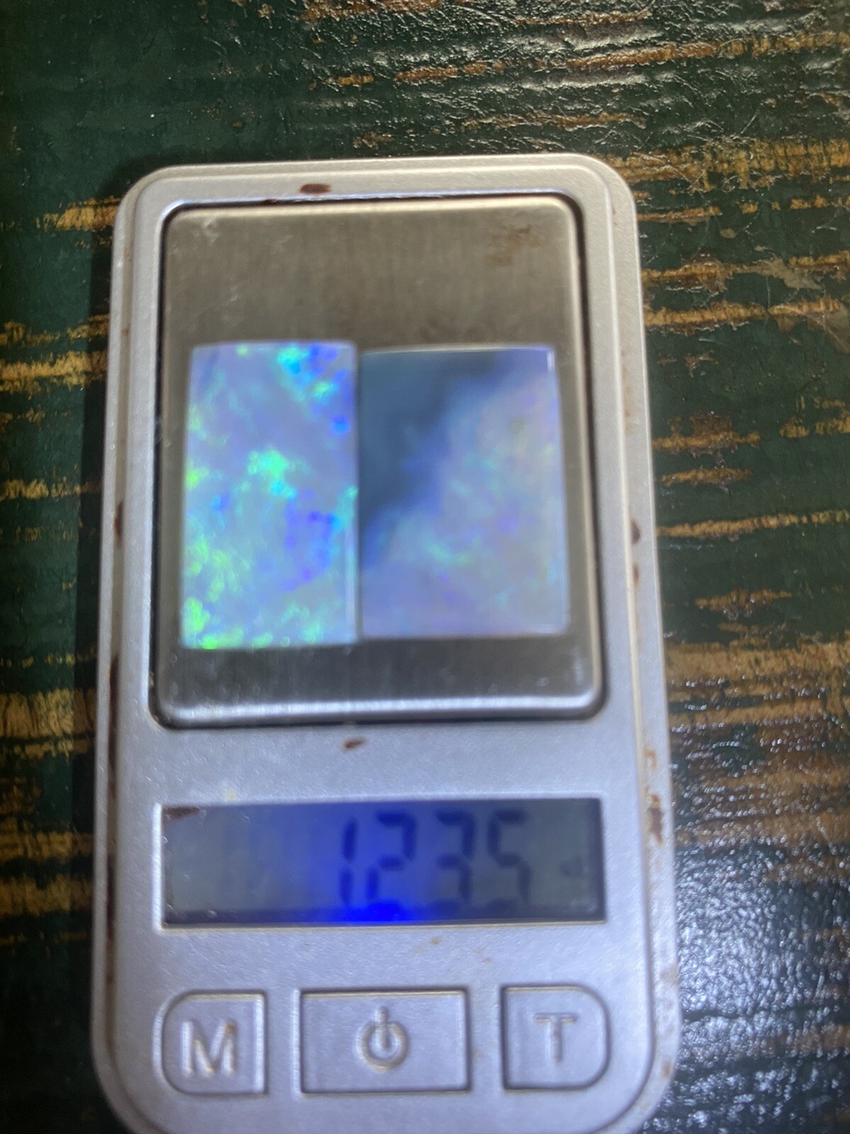 Mix Of Opals Approx 12 Carat Blue Green Aqua Purple Semi Black 2 Pc