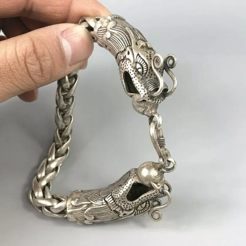 Chinese Collectible Tibetan Silver Handwork Dragon Bracelet Statue