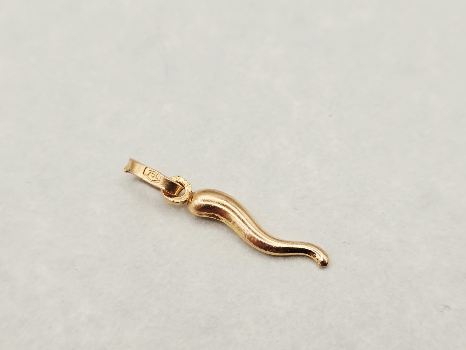 Solid 18k Gold Corno Italian Horn 1 ” Cornicello Charm Pendant Italian 750 ✨️