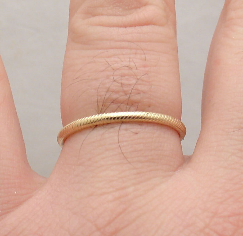 Polished Twisted Textured Ring Real Solid 10K Yellow Gold Sizes 5 ~ 9