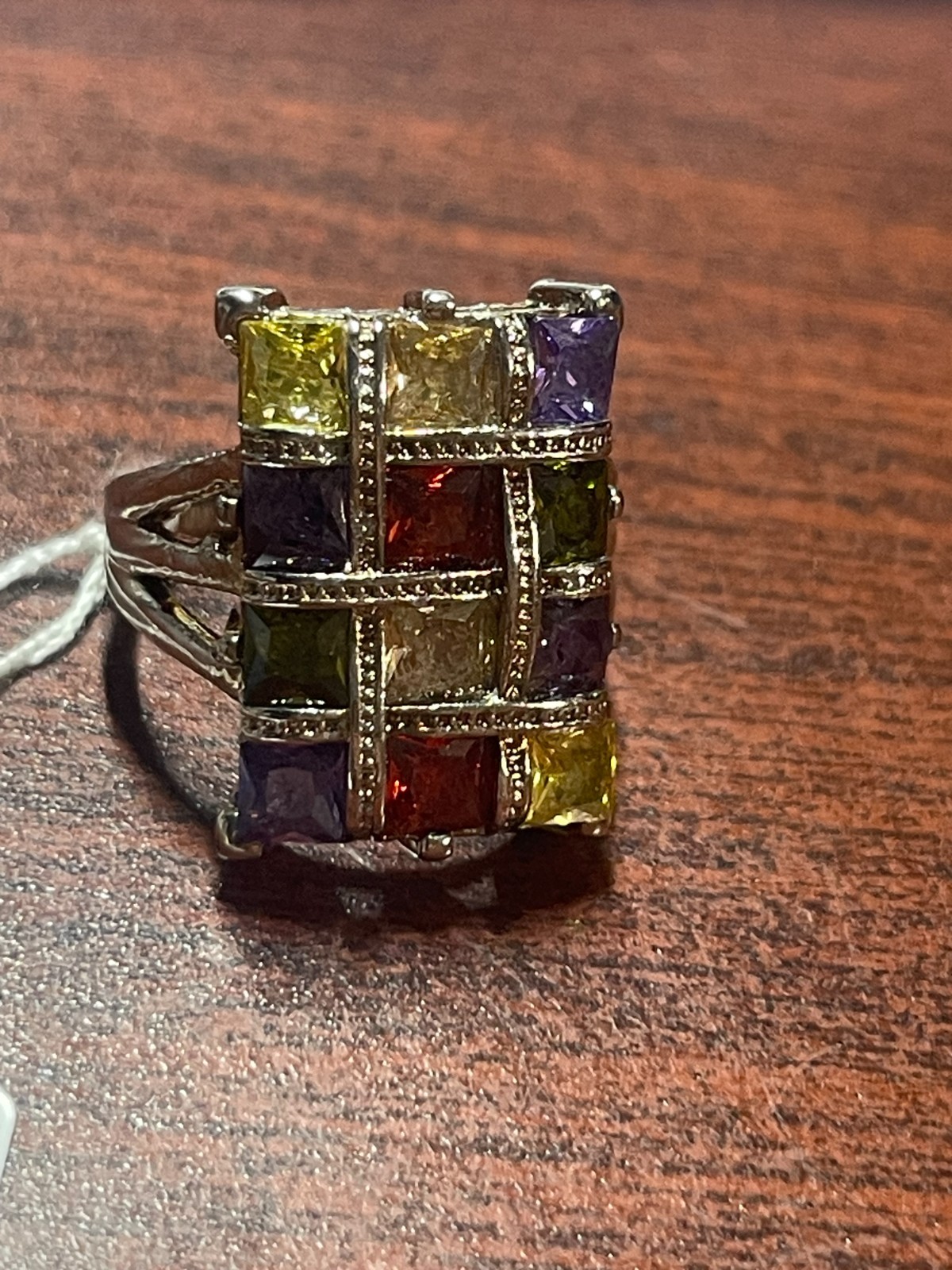 Gianna-style geometric cocktail ring sz 7.5