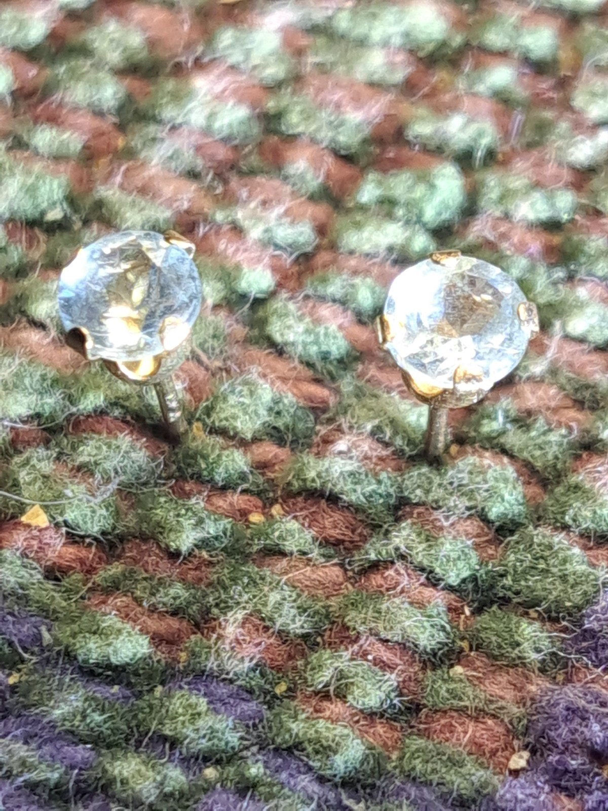10K Solid Yellow Gold Very Light Aqua Gemstone Stud Earrings 5MM Diameter