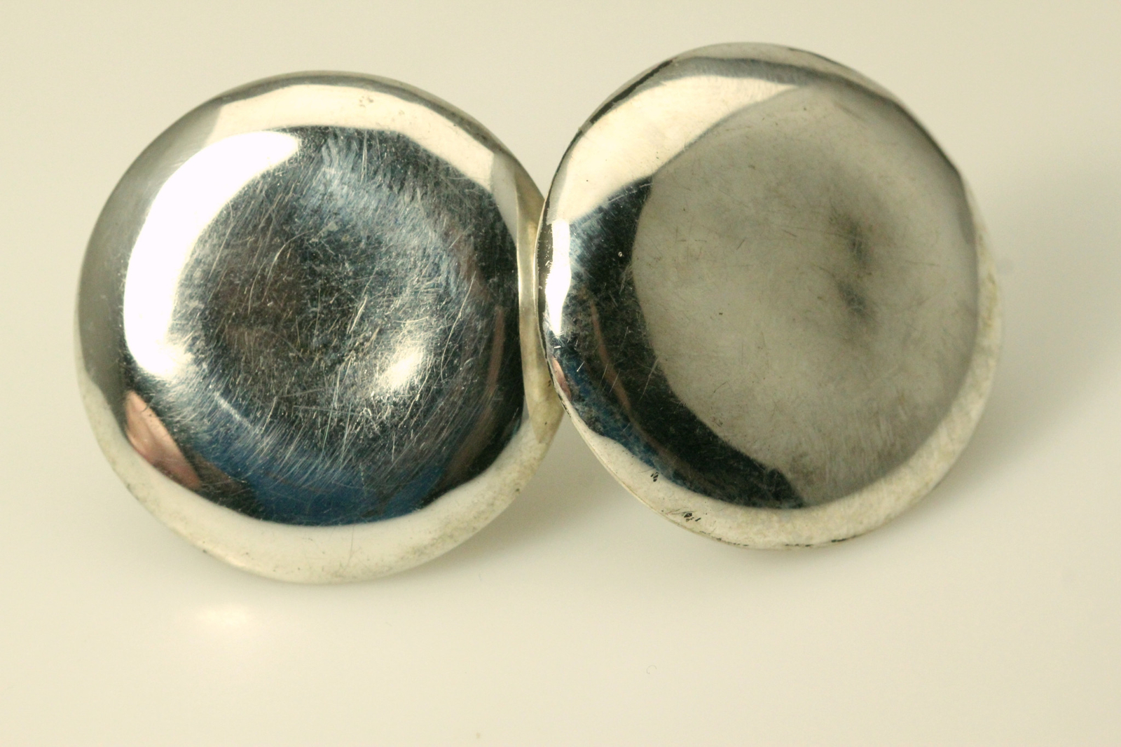 925 Sterling Silver Puffy Round Non Pierced Screw Back Earrings 14.2g (EAR1600)
