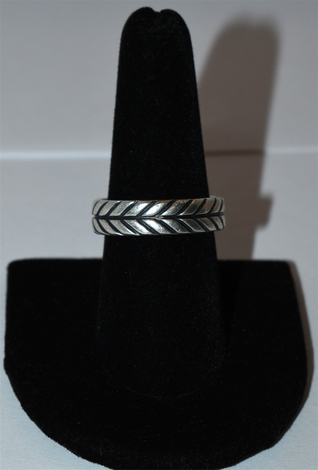 David Yurman Chevron Design 5.9mm Thick Vintage Band ~ Size 9.5 & 7.5gr