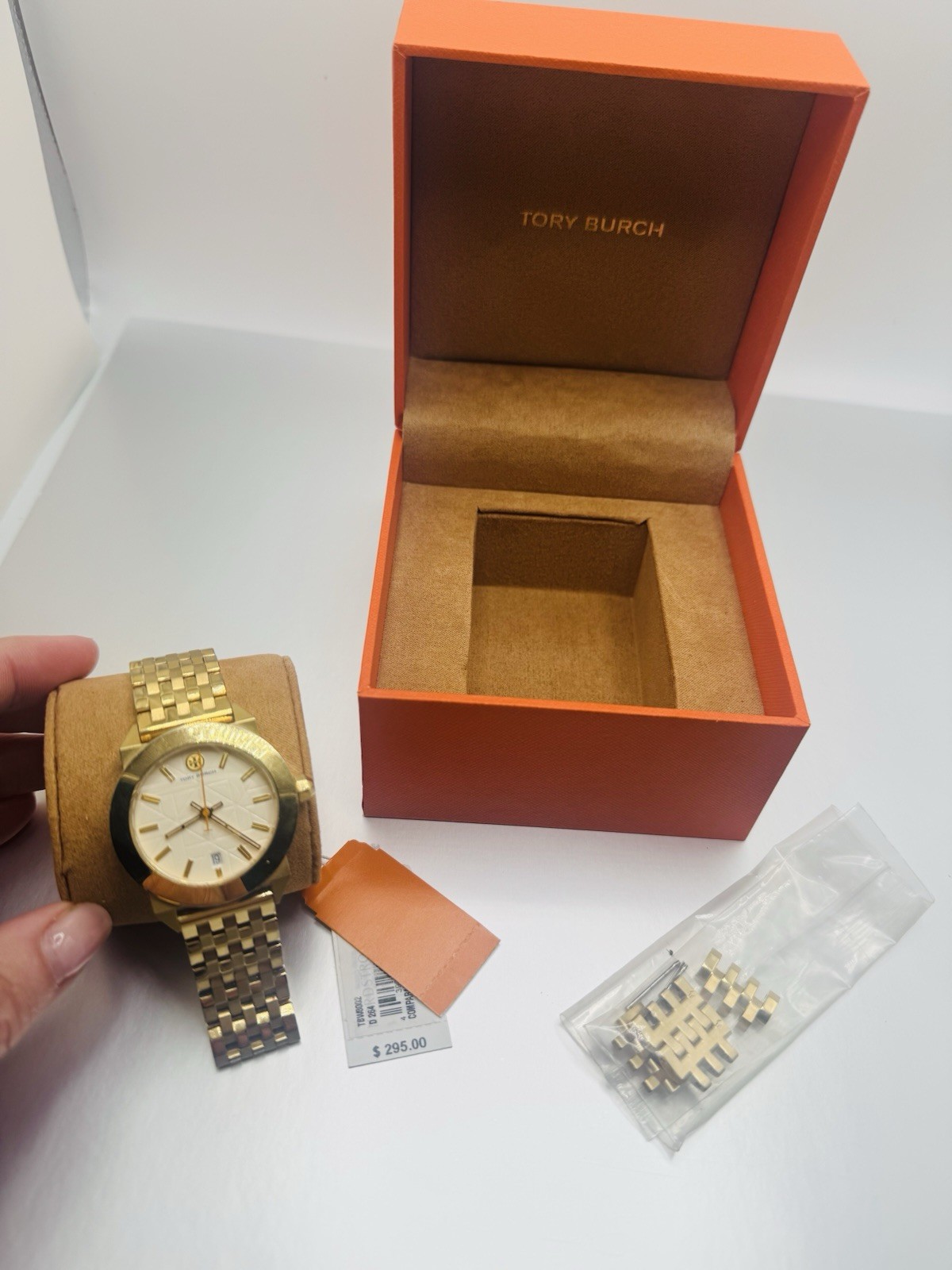 Tory Burch Dalloway Gold Tone Quartz Analog Date Bracelet Watch w/ Box