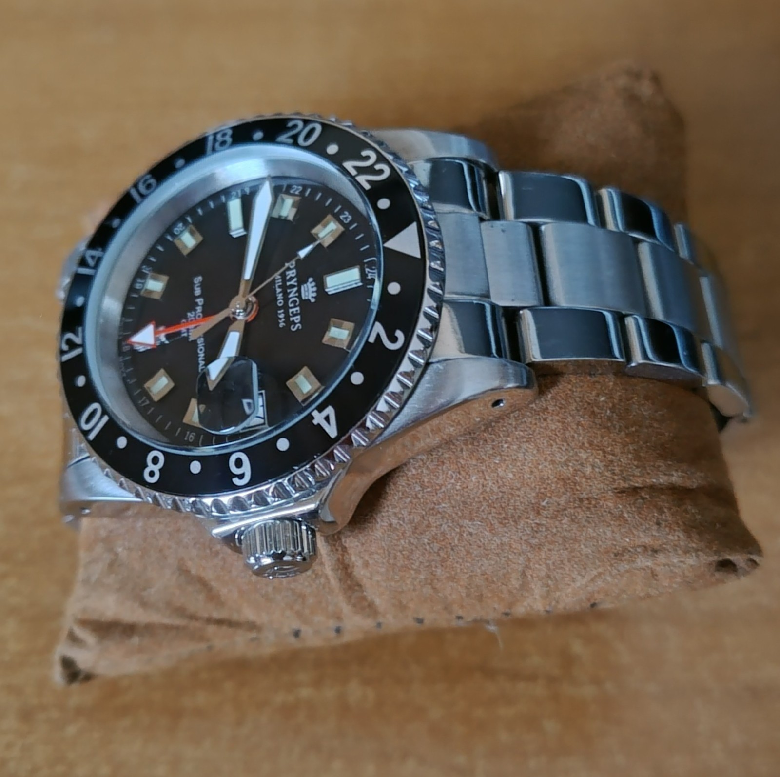 PRYNGEPS GMT 200M WATCH REF A459/1 MEDITERRANEAN COLLECTION SWISS MOVT ROUND