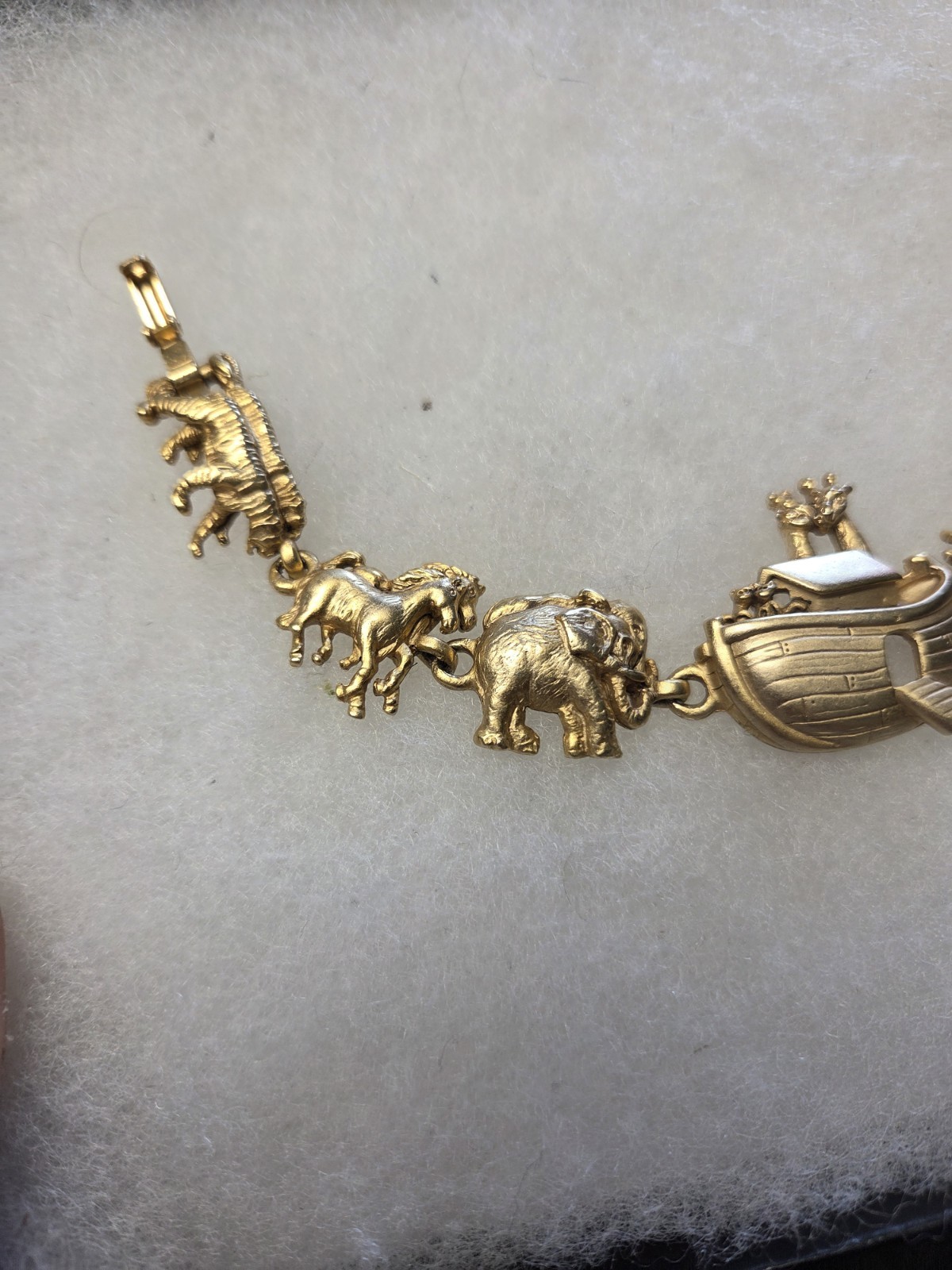 Vtg AJC Noahs Ark Bracelet