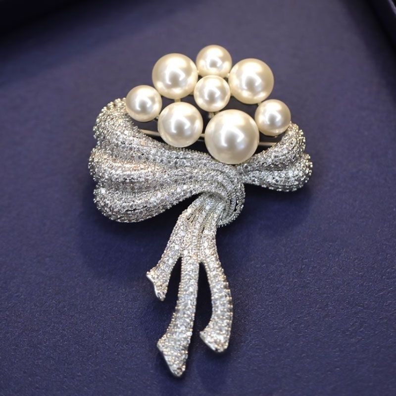 Pearl Bow Brooch Gold Rhinestone Crystal Lapel Pin Fashion Clothes Accessory