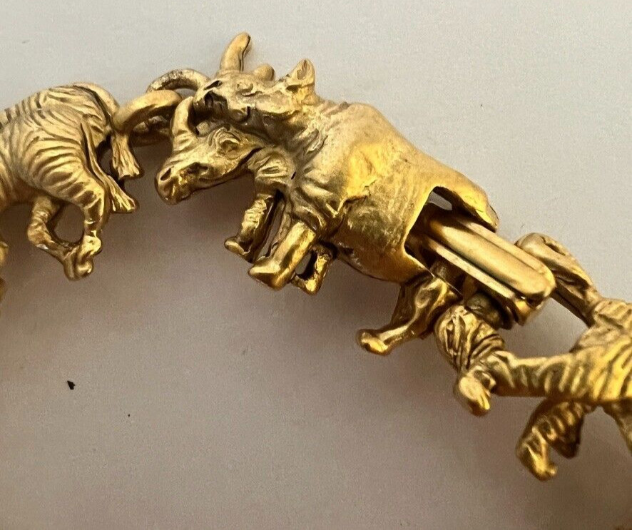 AJC Vintage Noah’s Ark Bracelet Brushed Gold Animals Signed NOS 1980s Noahs 6.5″