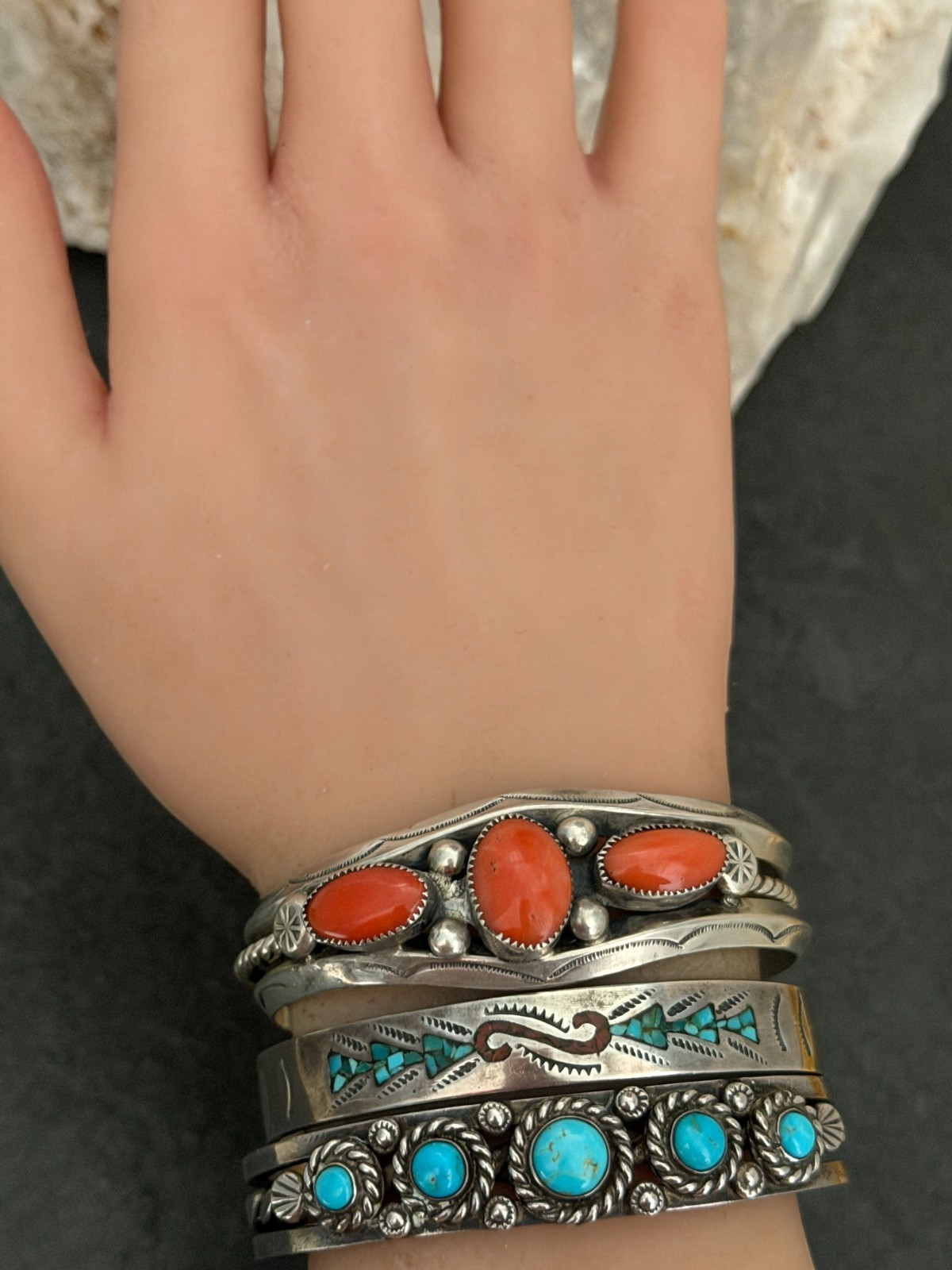 Vintage Native American Navajo Coral carinated Twisted Sterling Bracelet 6.5 in