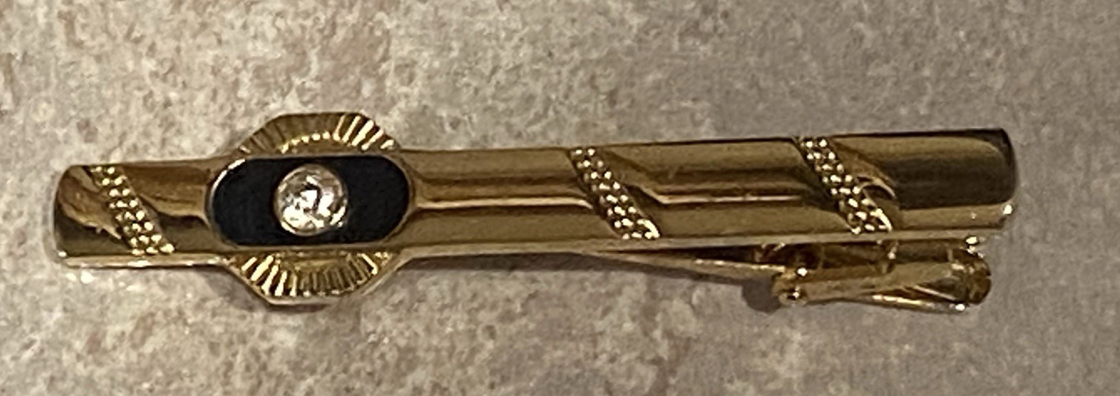 Men’s Vintage Special Occasion Gold Tone 2 1/2” Tie Clip Clasp Bar with Sparkle
