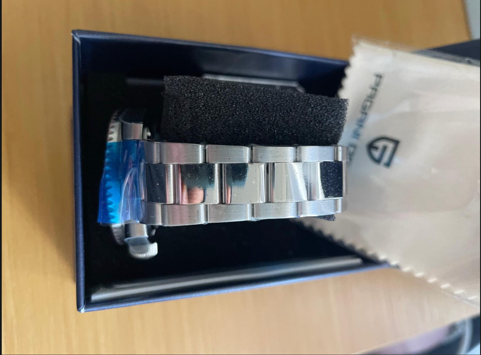 Pagani Design, 40mm, Automatic,GMT, (Pepsi), Oyster Bracelet, Sapphire Crystal.