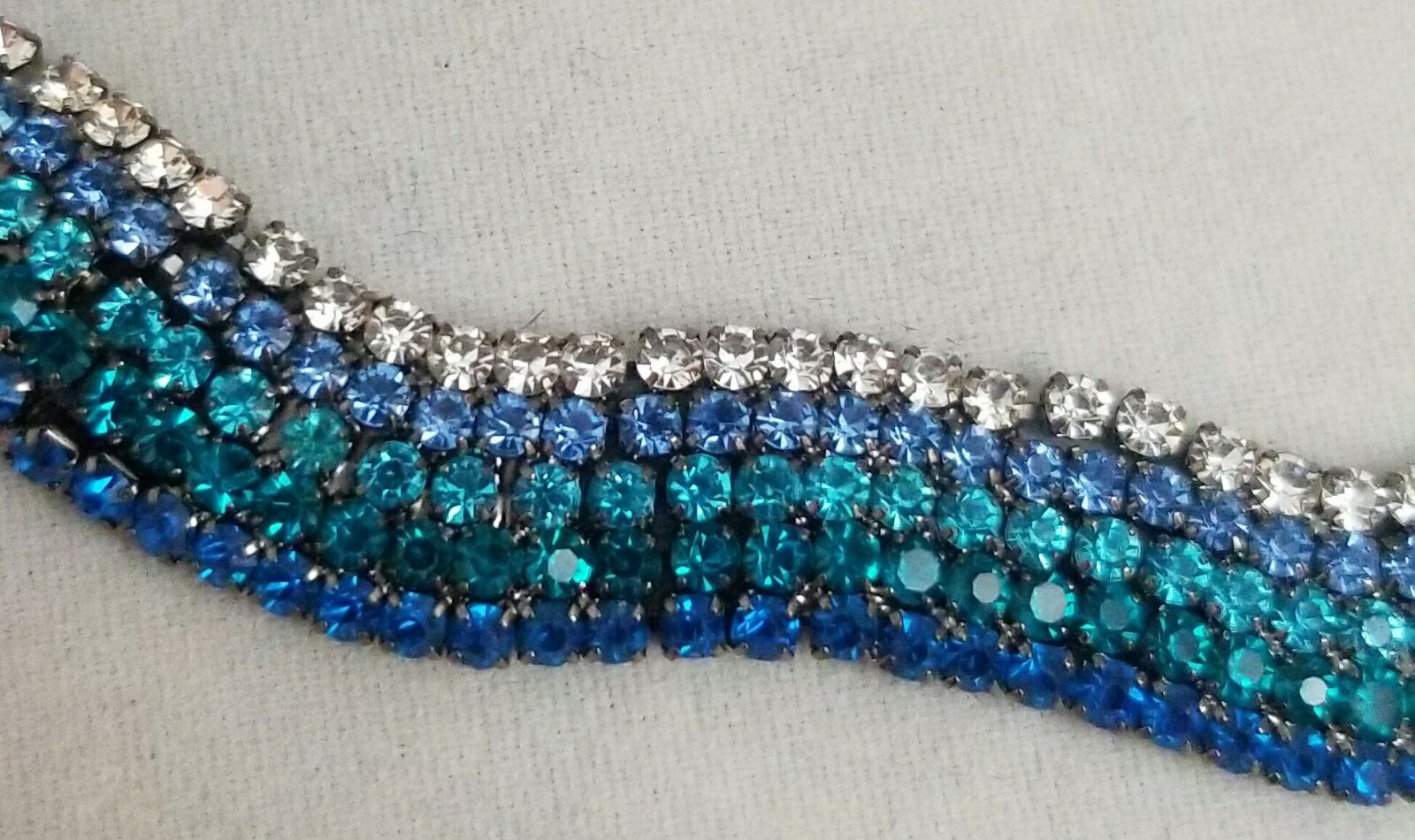 Blue Silver Crystal Row Necklace 16-20″ Silver Plated Special Occasion Formal