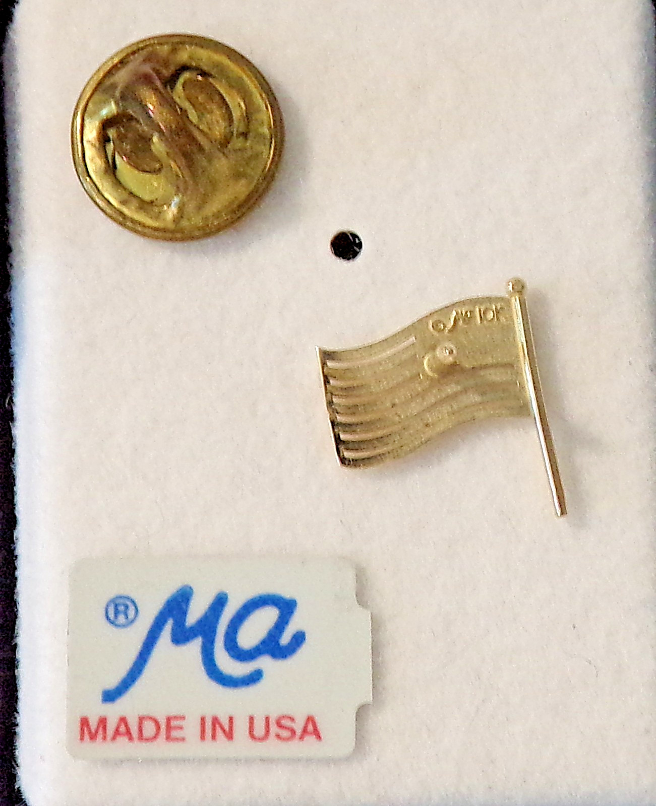 Michael Anthony 10K Two-Tone Yellow & White Gold USA Flag Lapel Tie Pin w/ Box