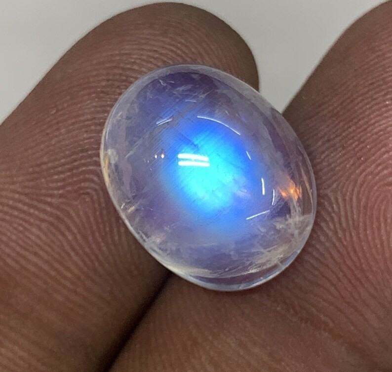 AAAAAAAA Quality Rainbow Moonstone Blue Fire Oval Shape Cabochon 12X15 MM