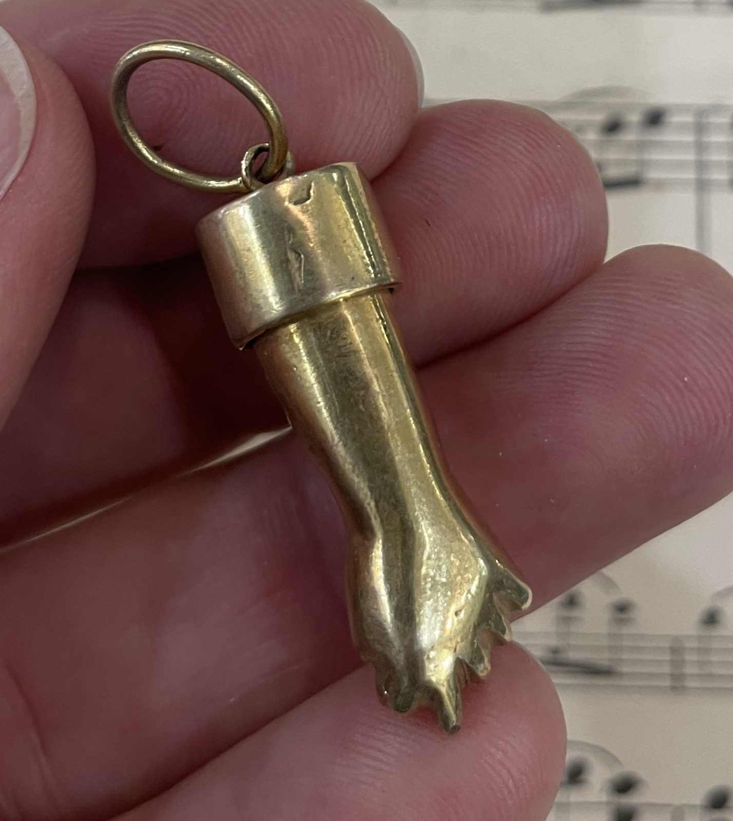 Rare Antique Italian 10k Solid Gold Figa with Emerald c1900