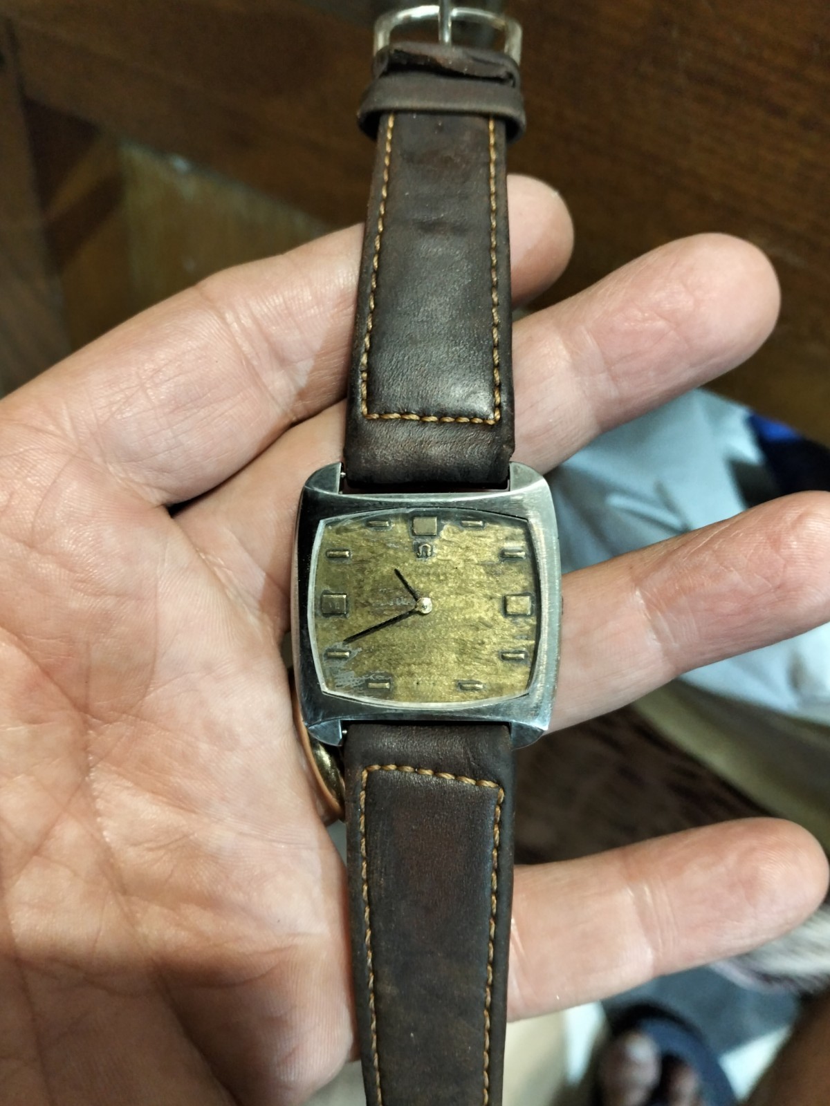 omega de ville men