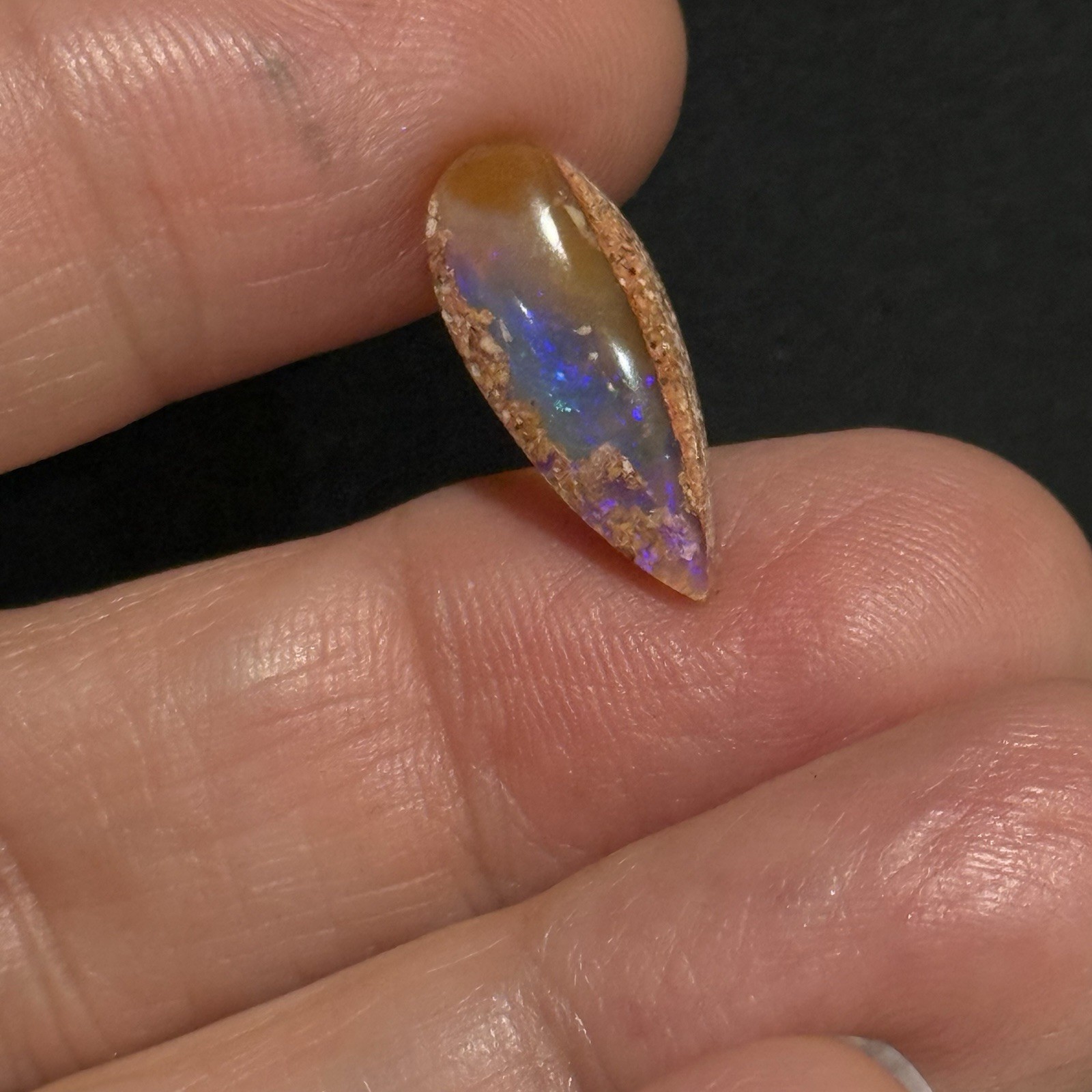3.5ct 18.5×7.7×4.2mm Purple Crystal Pipe Australian Boulder Opal Cabochon Gem