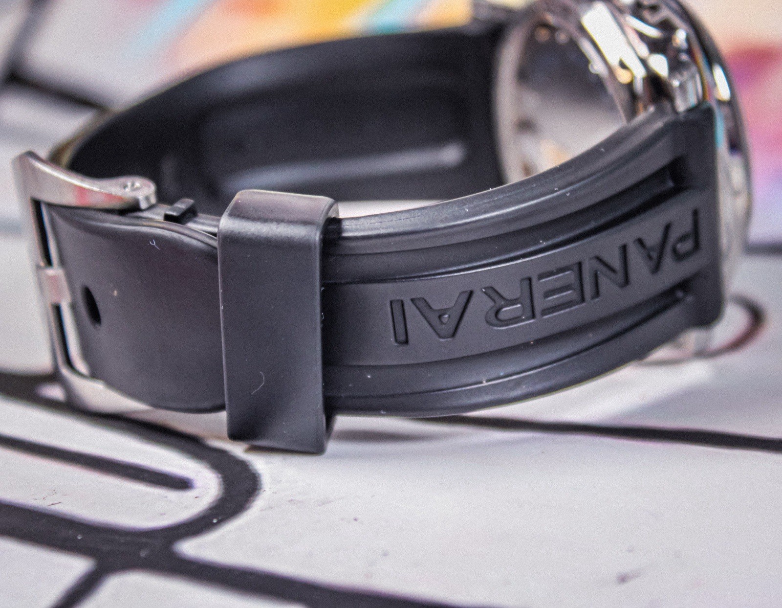 Panerai Luminor 3 Days Men’s Black Rubber Strap @ Lizard Strap Watch – PAM00423