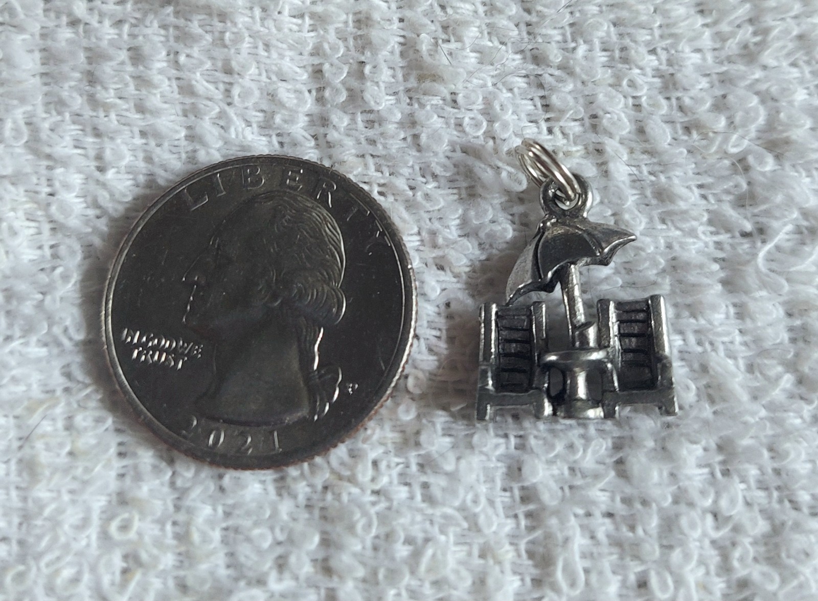 “Beach Chairs With Beach Umbrella” Pewter Charm New