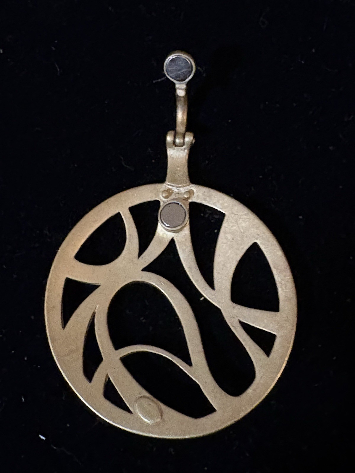 Premier Designs “Pizzazz” Gold Tone Round Slide Pendant Enhancer Necklace