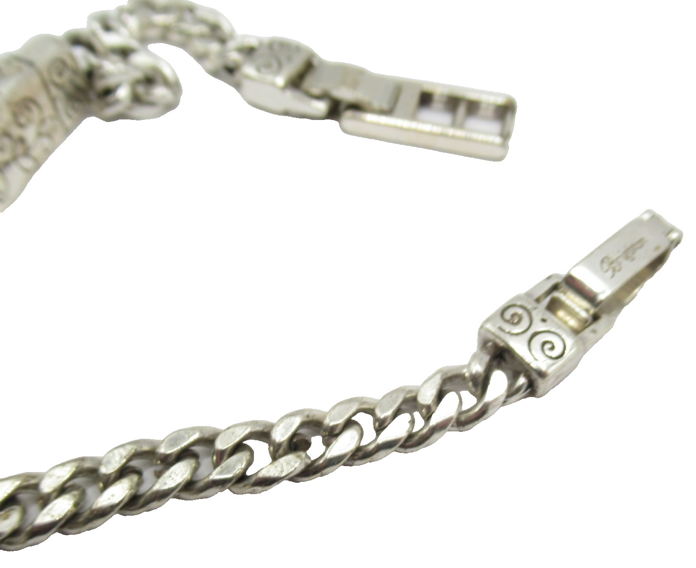 Brighton Chain ID Bracelet says “Sisters” Vintage Signed Etched Scrolled Design