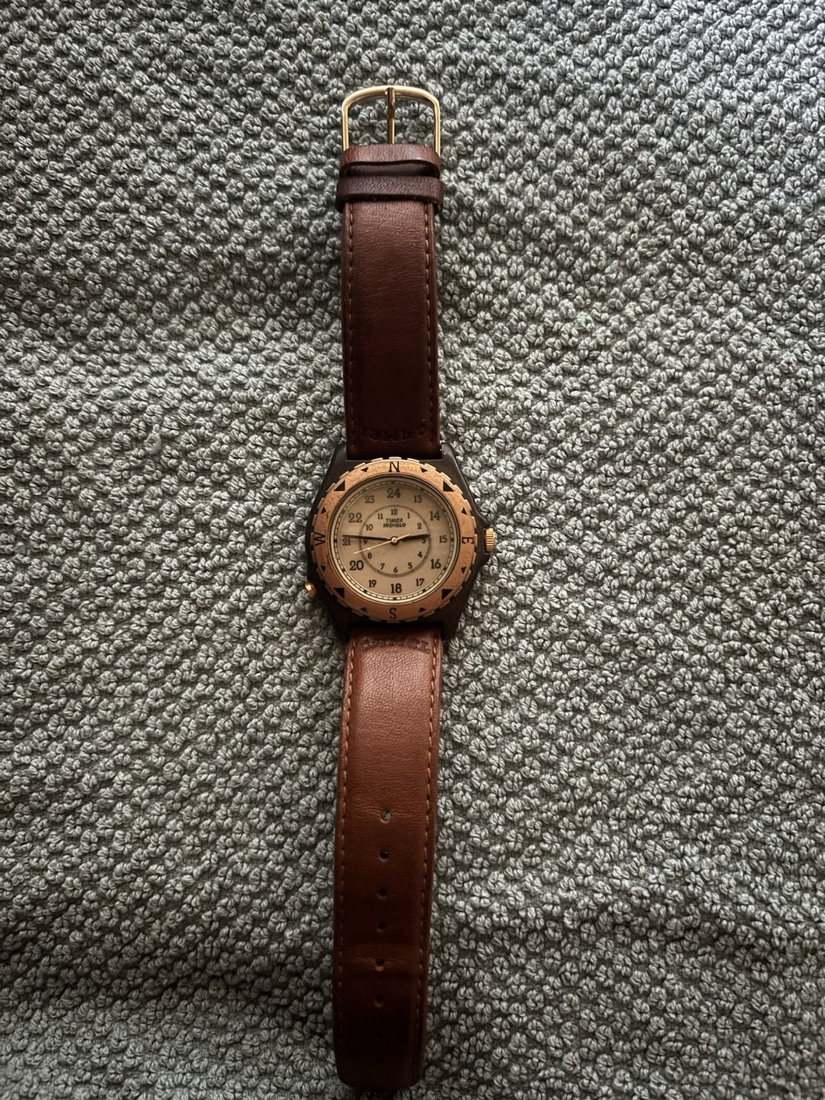 Vintage Timex Adventurer Brown Camel Cash Cigarettes Watch Indiglo Quartz 39mm