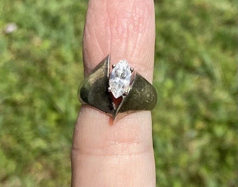 Signed 925 Korea, Sterling, CZ/Cubic Zirconia Gem, Ring Size 7