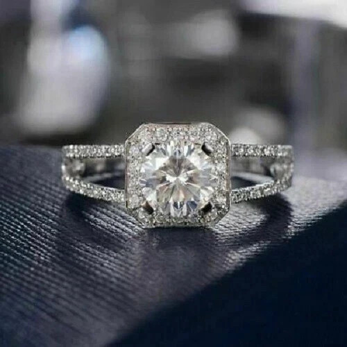 2Ct Round Cut Lab Created Moissanite Women’s Wedding Ring 14k White Gold Plated