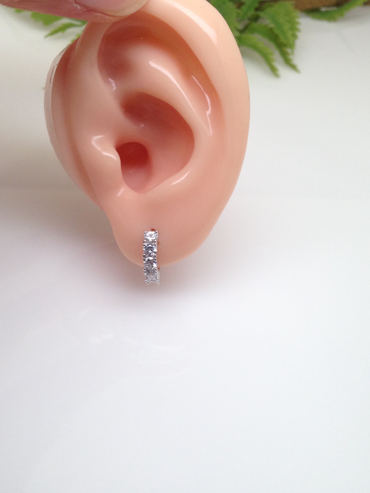 925 Sterling Silver CZ Huggie Hoop Earrings Tiny Hoops Women 10mm/7.8mm x2.8mm