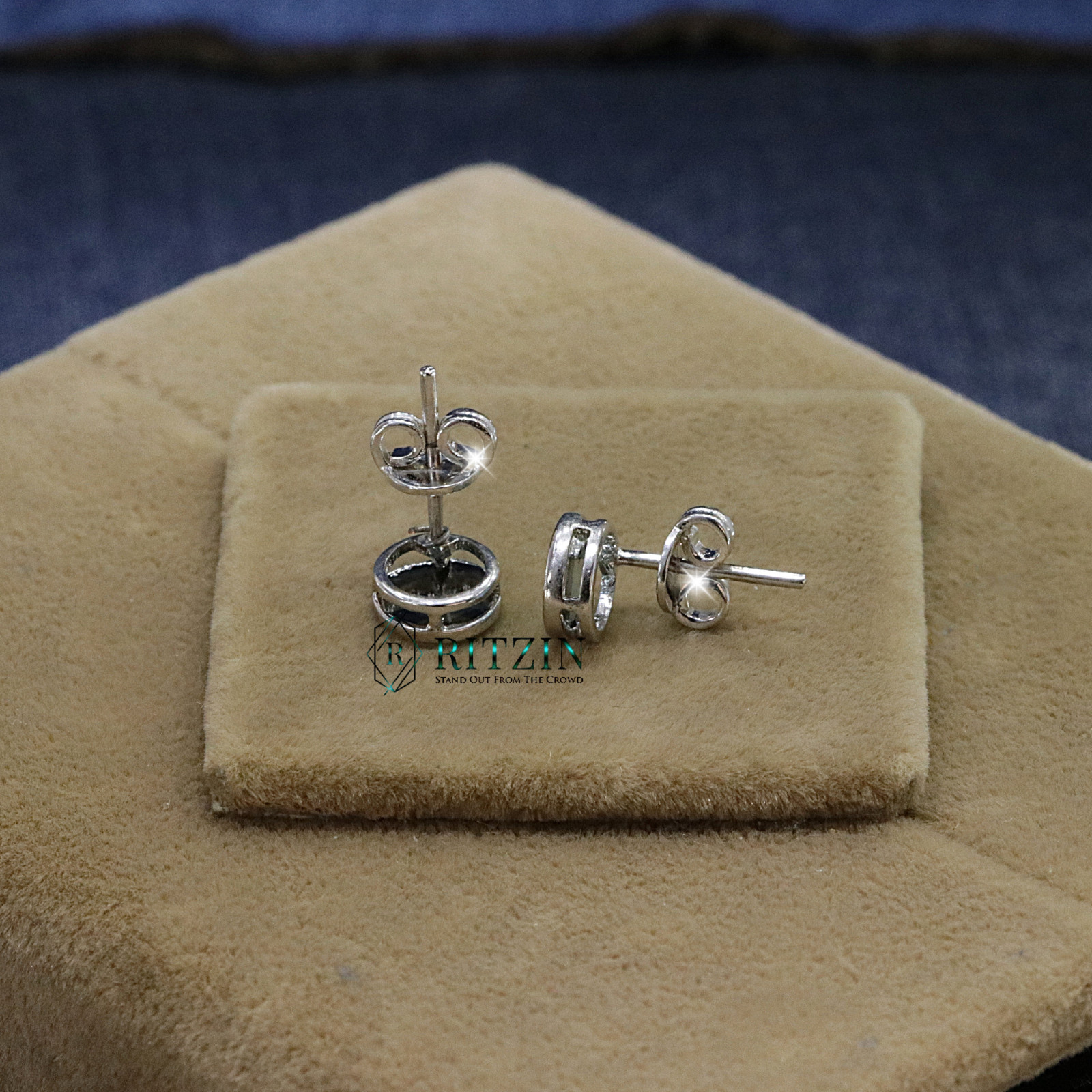 Lab Grown Diamond Blue Round Cut Stud Butterfly/Push Back Earring 925 Silver