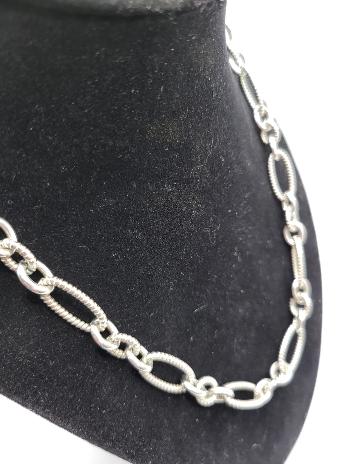 JUDITH RIPKA Sterling Silver Rope Texured Cable Link Figaro Style Chain Necklace