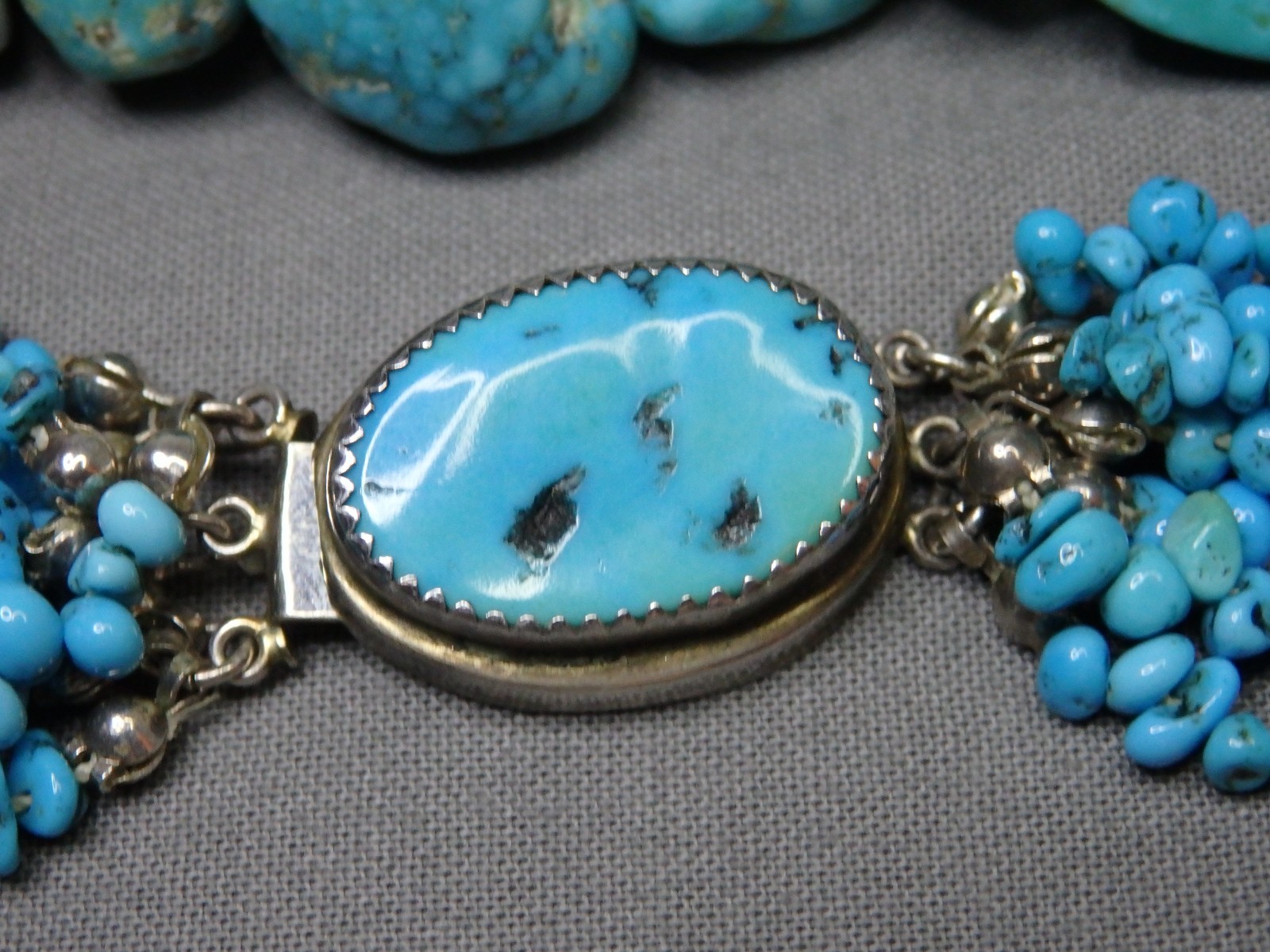 NATIVE AMERICAN Sleeping Beauty Turquoise Sterling Silver 8 Strand 18″ Necklace