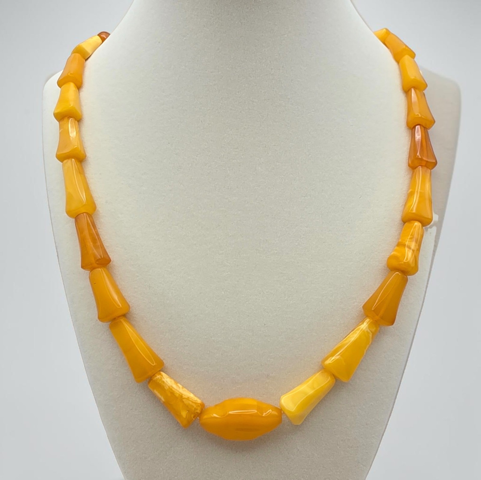 Vintage Butterscotch Amber Adult Necklace Tapered Geometric Beads 20 Inch