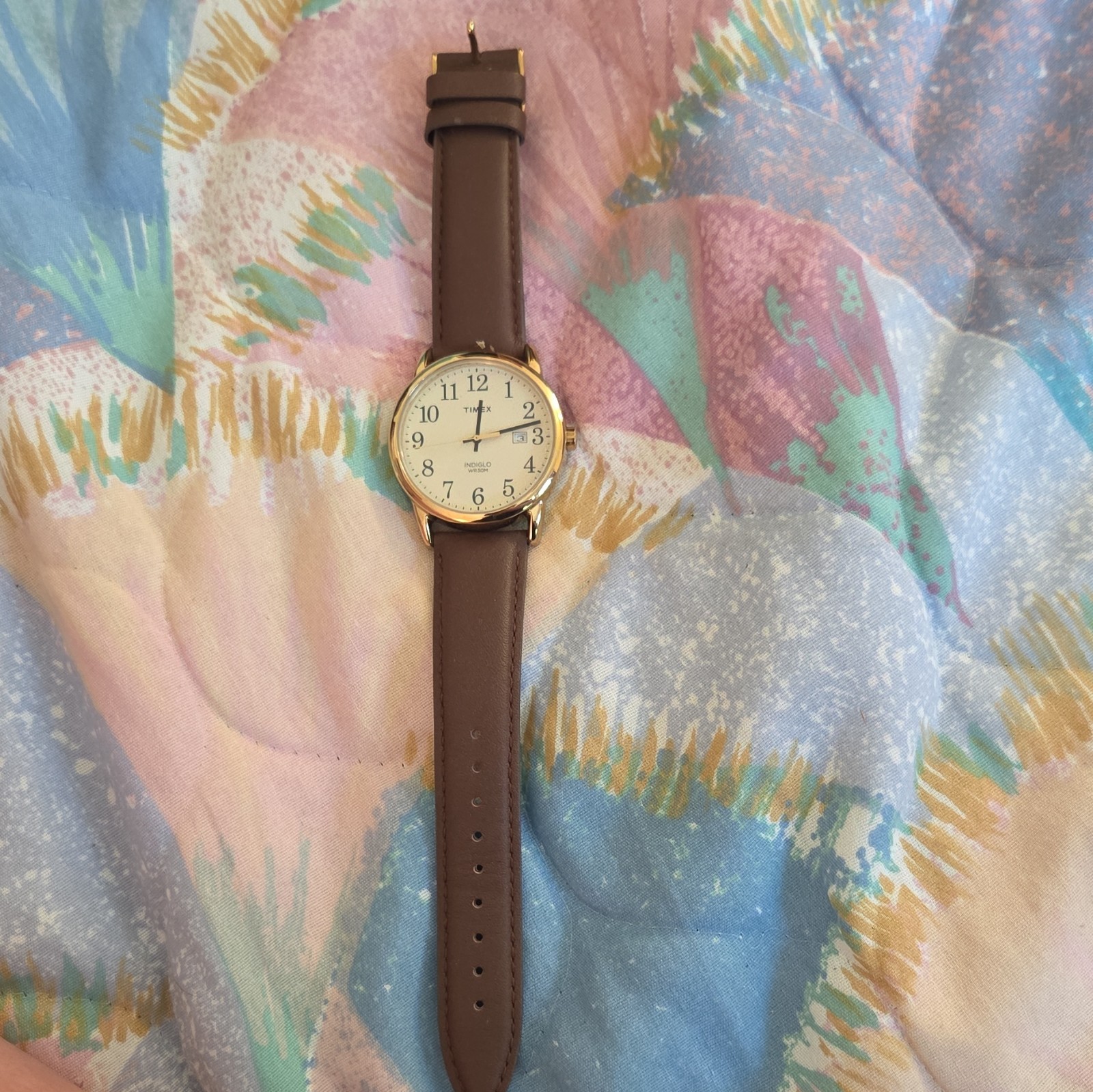 Timex Indiglo Quartz Analog Watch Date WR30M Gold-Tone Case Brown Leather