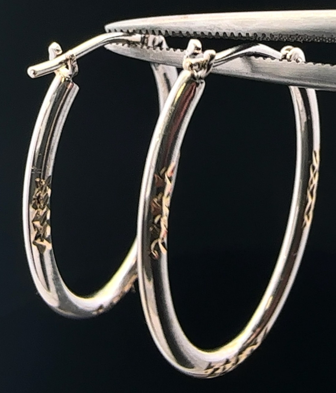 14KT Two-Tone Gold Hoop Earrings 0.7g