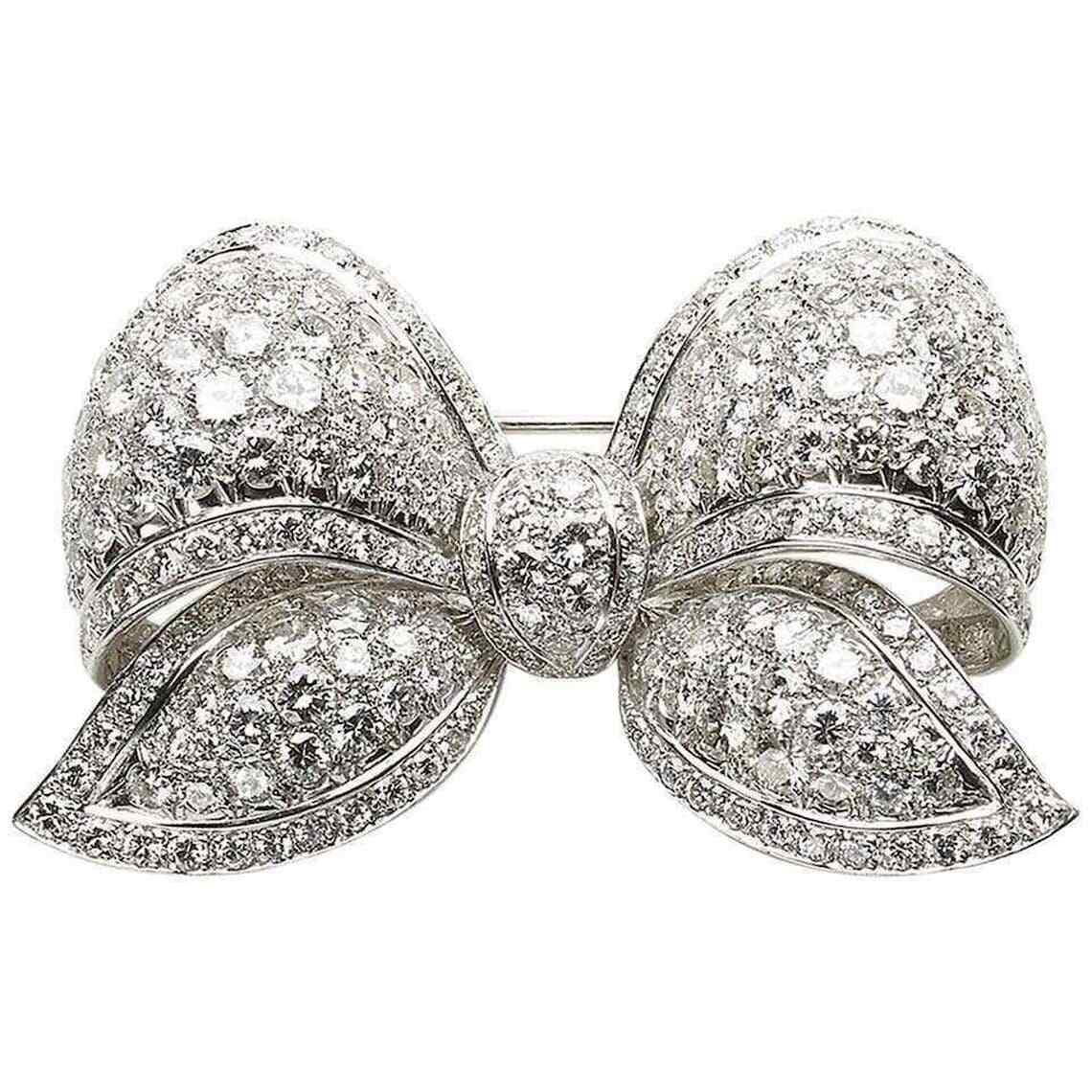 BOW Motif Pave Set Round Cut Moissanite Party Wear Antique Brooch For Women’s