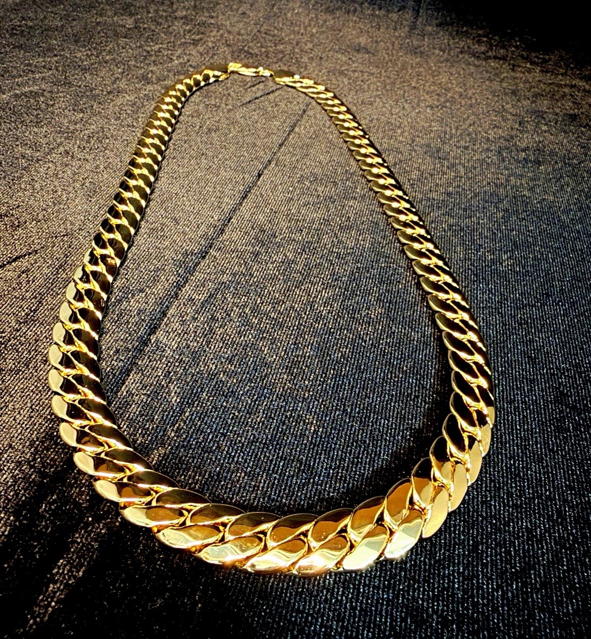 Miami Cuban 24in 11.5MM 14k Gold filled necklace. Hypoallergenic. Brand New.