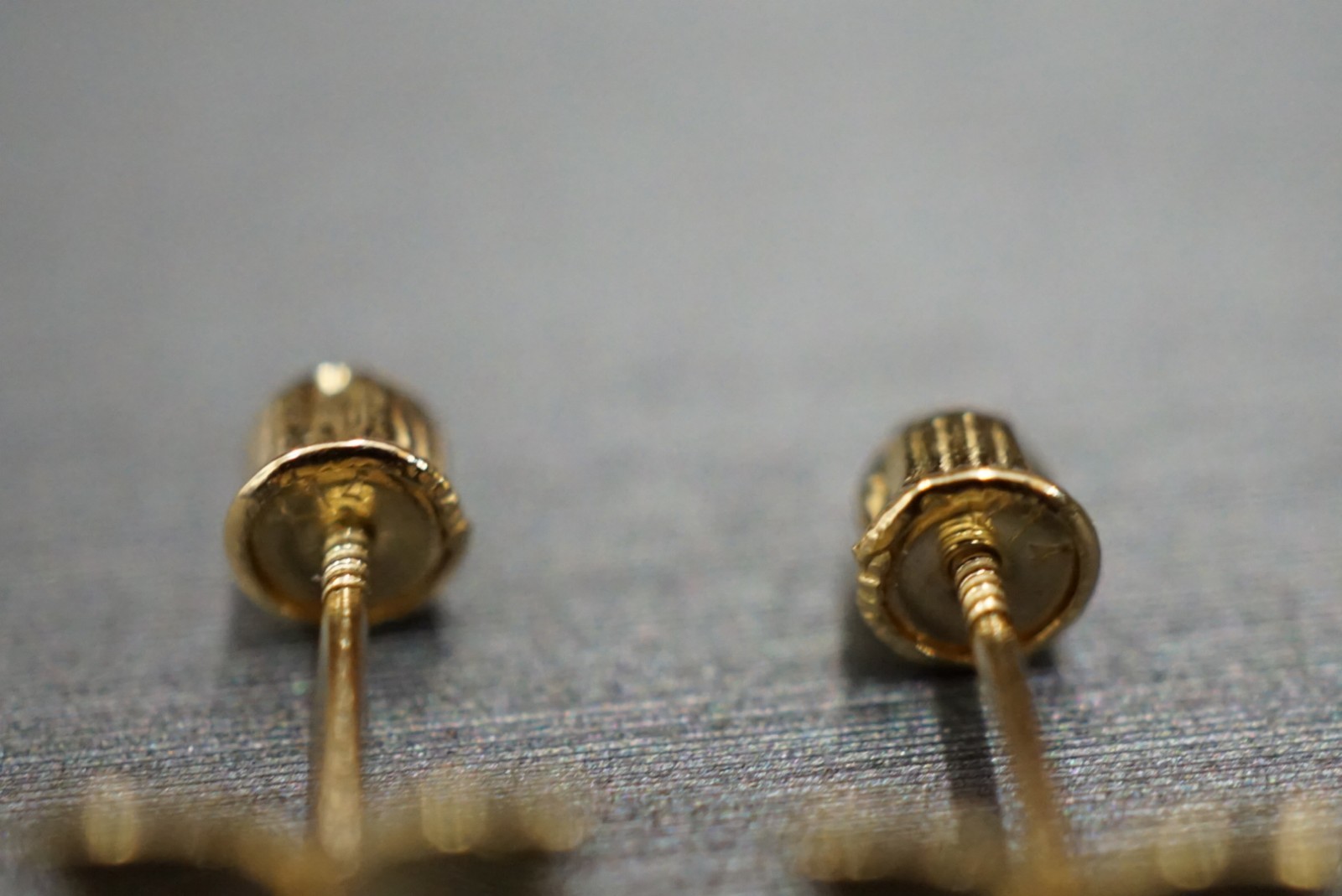 14K Solid Yellow Gold Women Children Polished Butterfly Screw Back Earring.