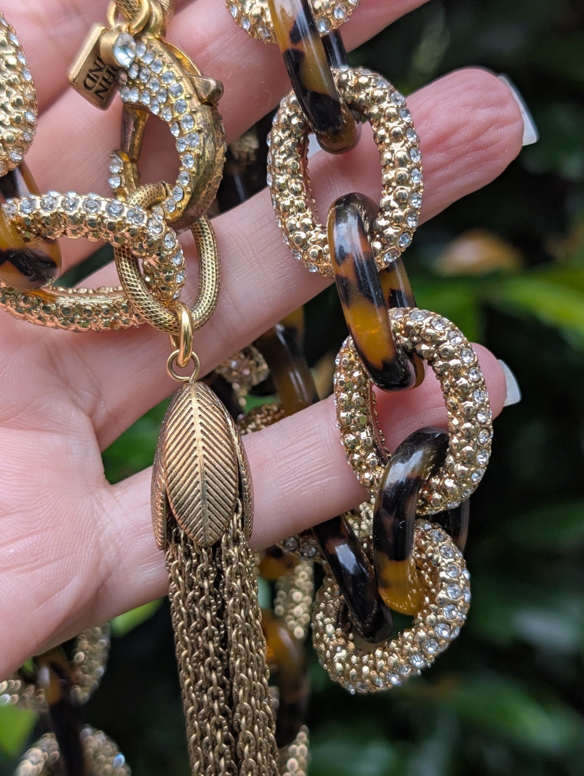 John Wind Chunky Rhinestone and Tortoise Link Chain Necklace Gold Tone
