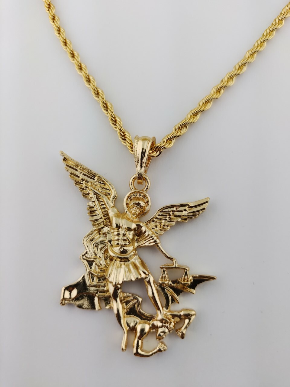 St Michael The Archangel Pendant With chain Dije de San Miguel Arcangel y cadena
