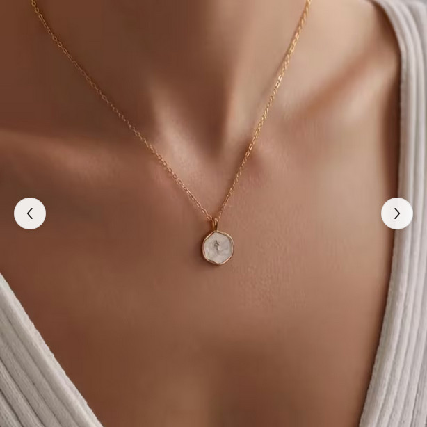 BEAUTIFUL FASHION NECKLACE WITH CROSS NICE SHINE/REFLECTION RELIGIOUS CHRISTIAN
