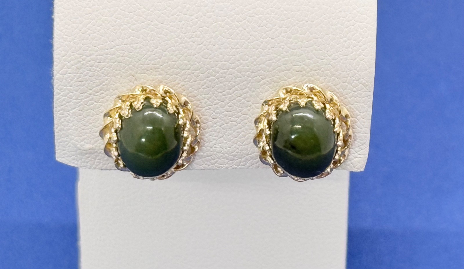 Vtg Stud Green Cabochons Earrings set in 14K Gold Intricate Twisted Prong Set…