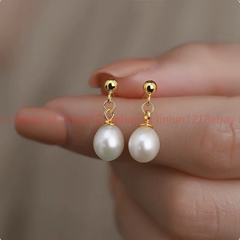 AAA Pretty White Natural 8-9MM Freshwater Cultured Pearl Gold Dangle Earrings
