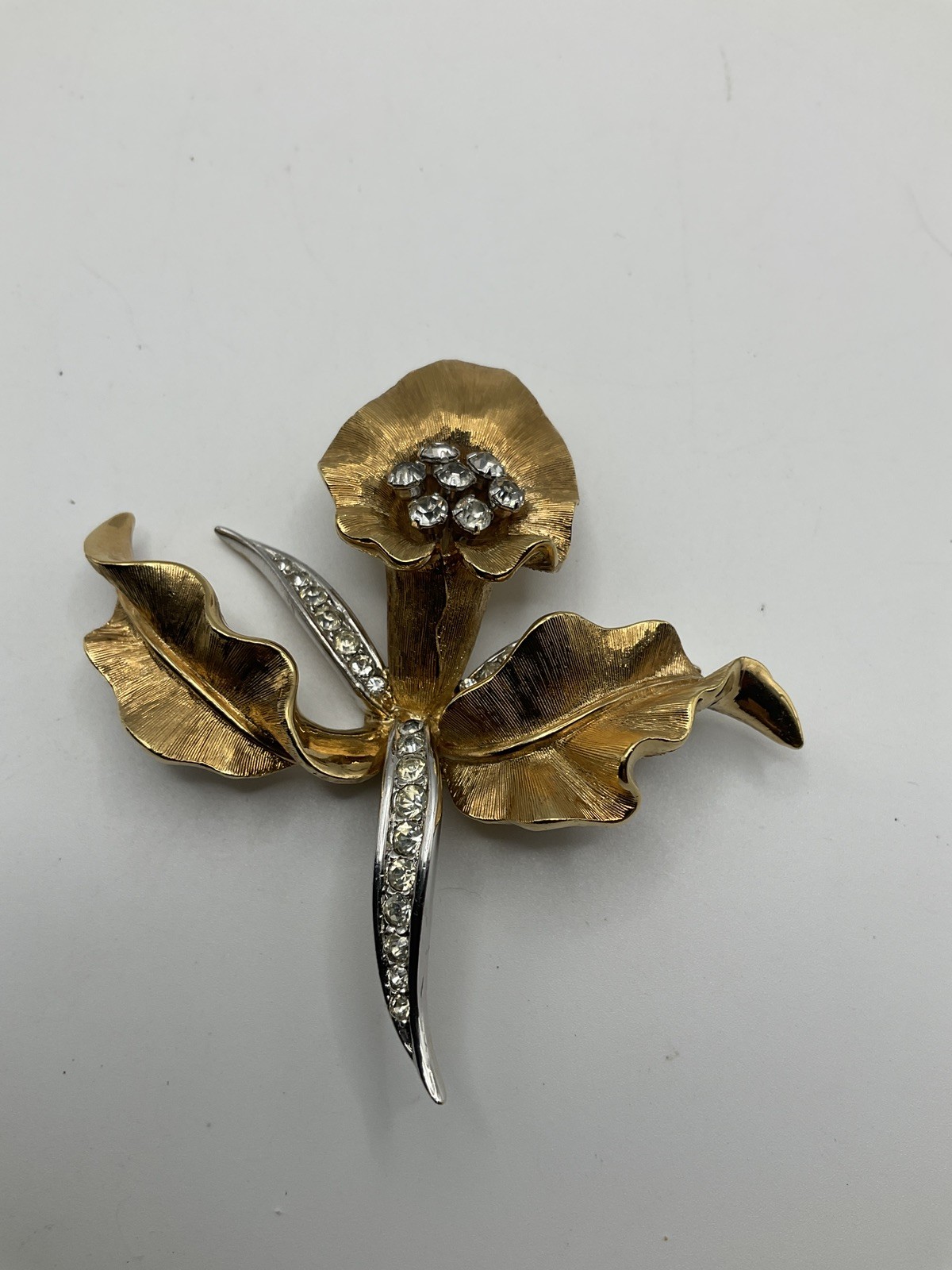 Vintage RARE Signed BOUCHER Brushed Gold Tone ORCHID Rhinestone Brooch Pin
